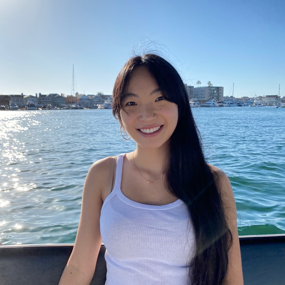 Meet your Posher, Crystal